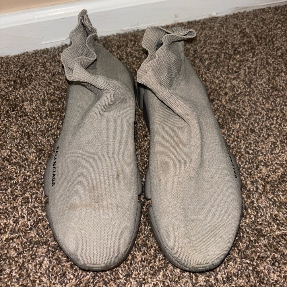 Grey balenciaga runners sneakers